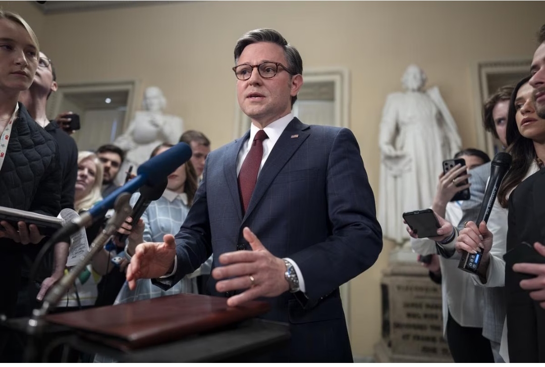 US House approves $61bn in military aid for Ukraine.