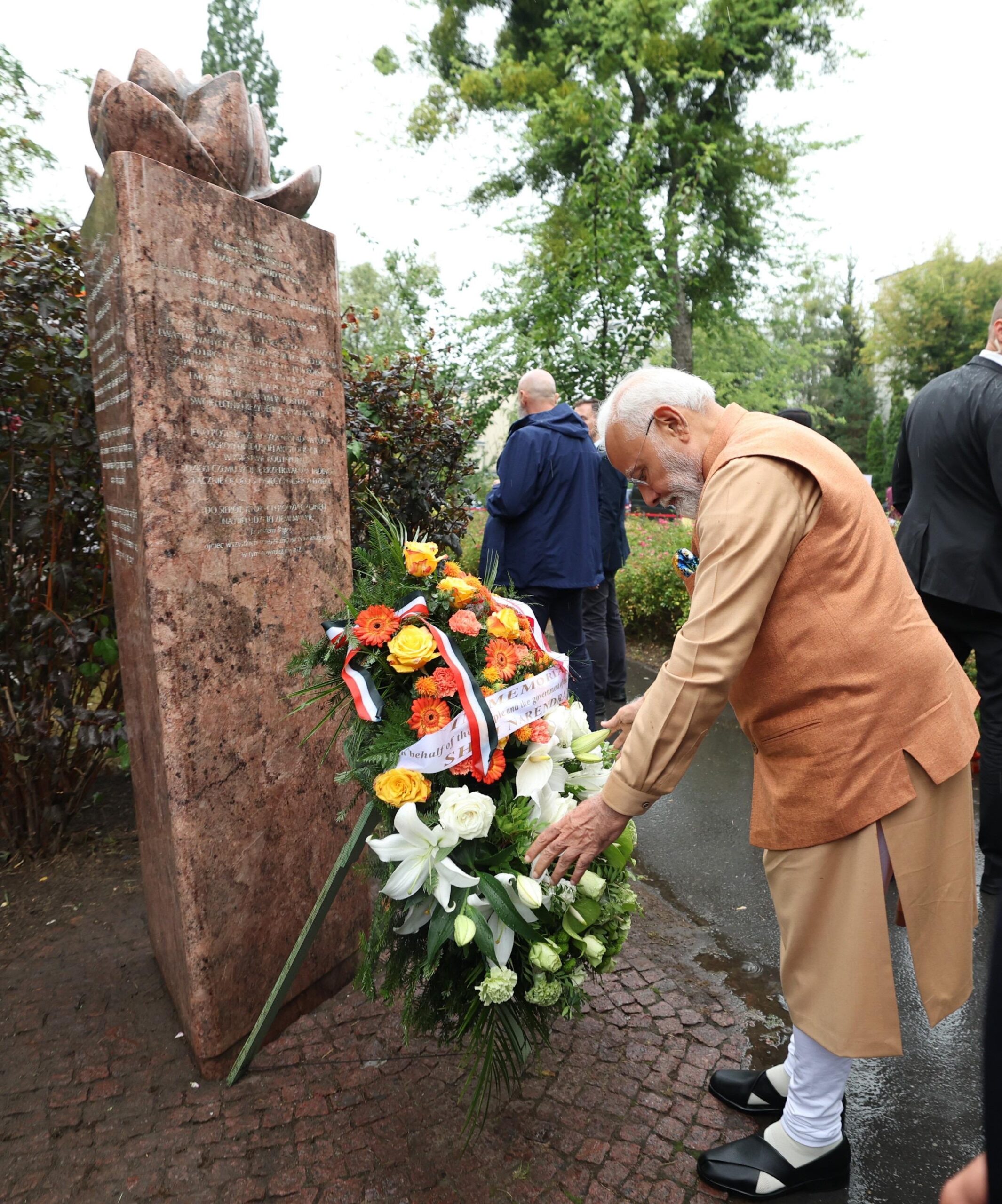 Prime Minister Modi Pays Tributes at Jam Saheb of Nawanagar Memorial in Warsaw. 