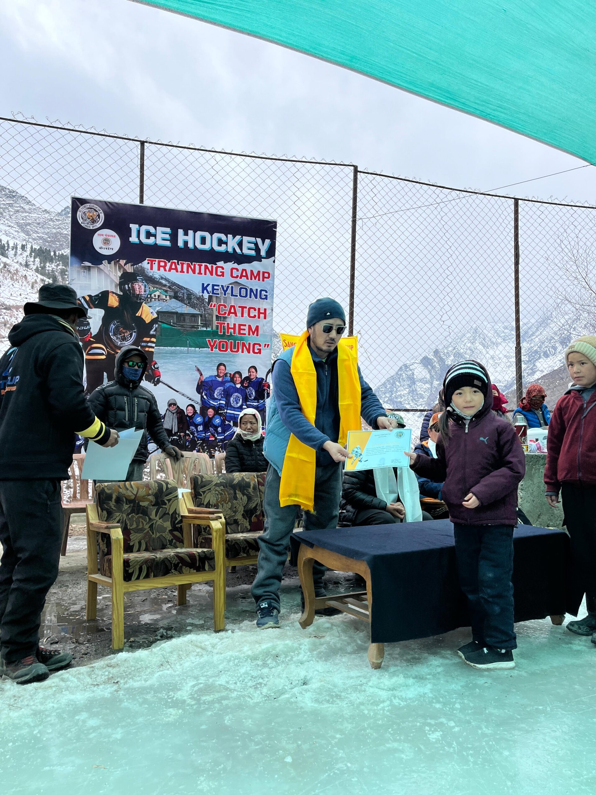 7-Day Ice Hockey Training Program Concludes Successfully in Keylong Lahaul and Spiti. 