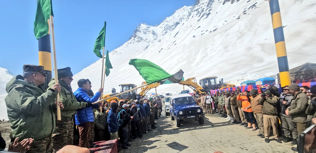 Border Roads Organization Opens Zojila Pass in Record Time of 32 Days, Restores Vital Connectivity to Ladakh.