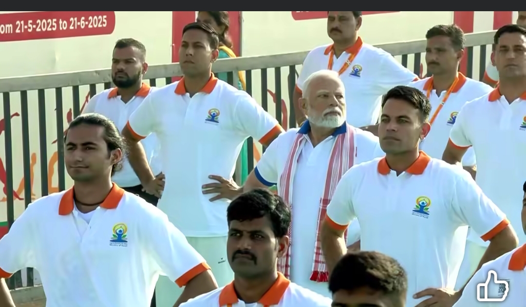 PM Modi Leads 11th International Day of Yoga Celebrations in Visakhapatnam: Calls for ‘Yoga for Humanity 2.0′.
