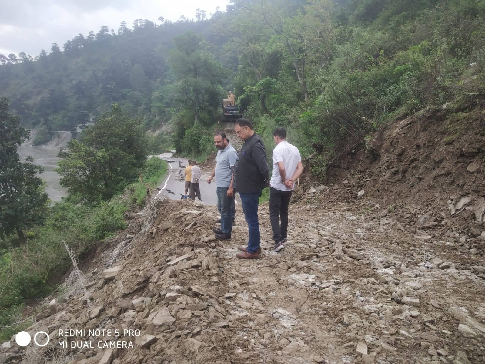 Efforts Will Be Made to Provide All Possible Assistance to Disaster-Hit People of Seraj: Vijay Pal Singh. 