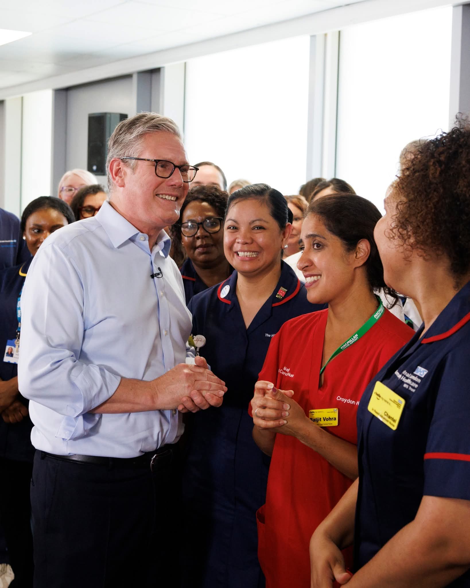 UK NHS Waiting Lists Fall by 86,000 in Largest Monthly Drop in Over Two Years, Says Prime Minister.