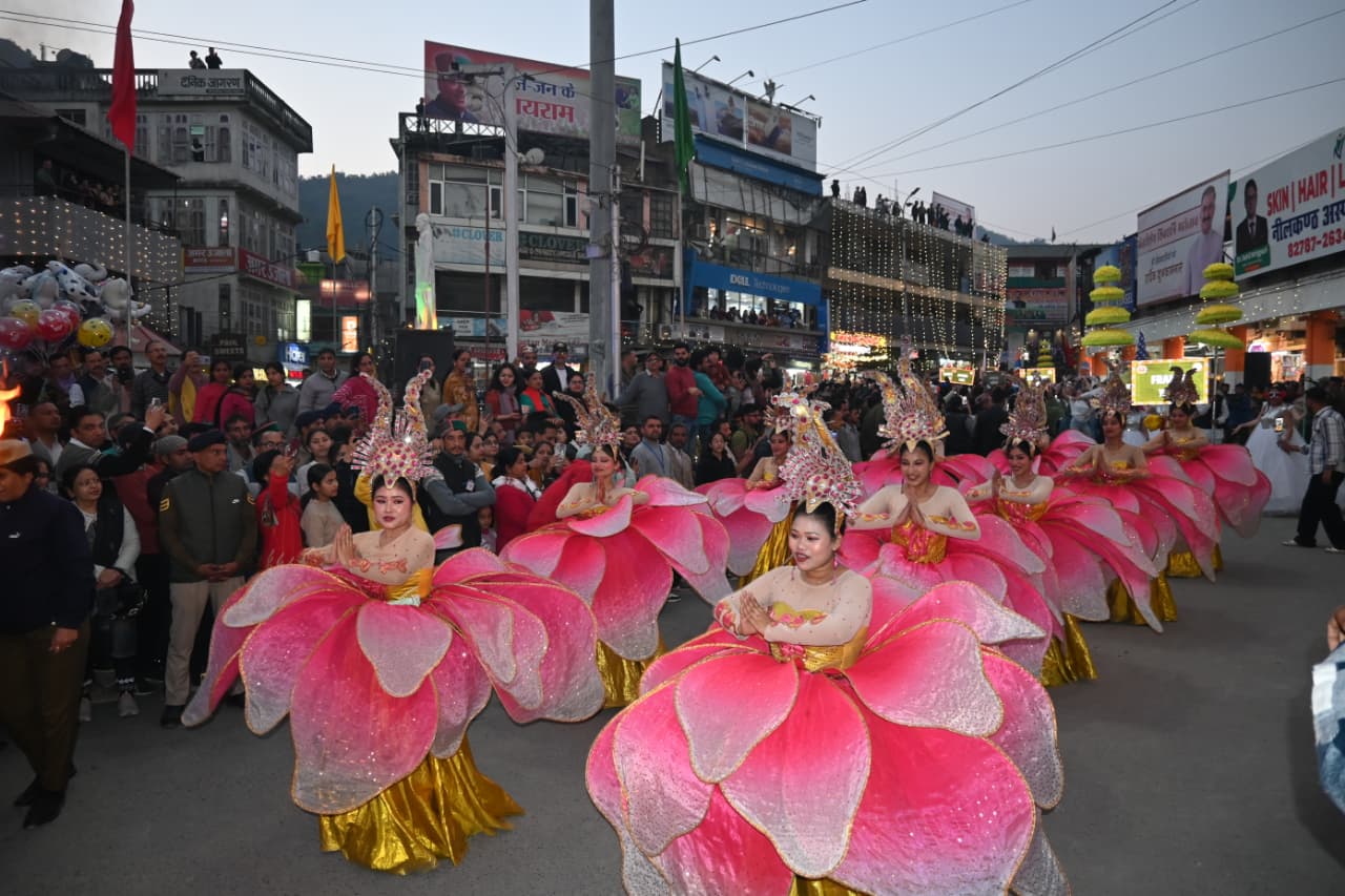 Grand International Cultural Parade Showcases Global Unity at International Mahashivratri Festival in Mandi.