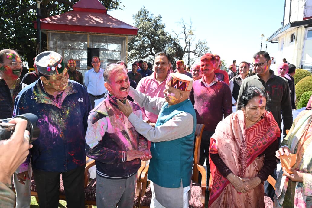 Governor Shiv Pratap Shukla, CM Sukhvinder Singh Sukhu Celebrate Holi at Lok Bhawan.