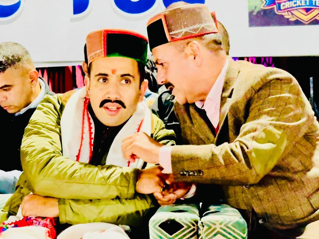 PWD Minister Vikramaditya Singh Attends Grand Finale of ‘Cricket Kranti Season–5’ in Rohru.   Rohru, Himachal Pradesh