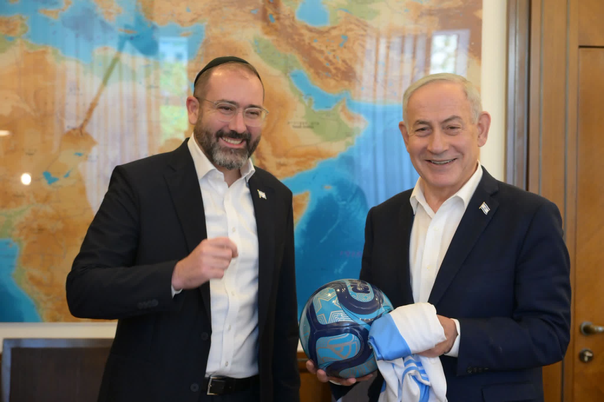 Israeli Prime Minister Benjamin Netanyahu Extends Best Wishes to Argentina Ahead of World Cup Final.