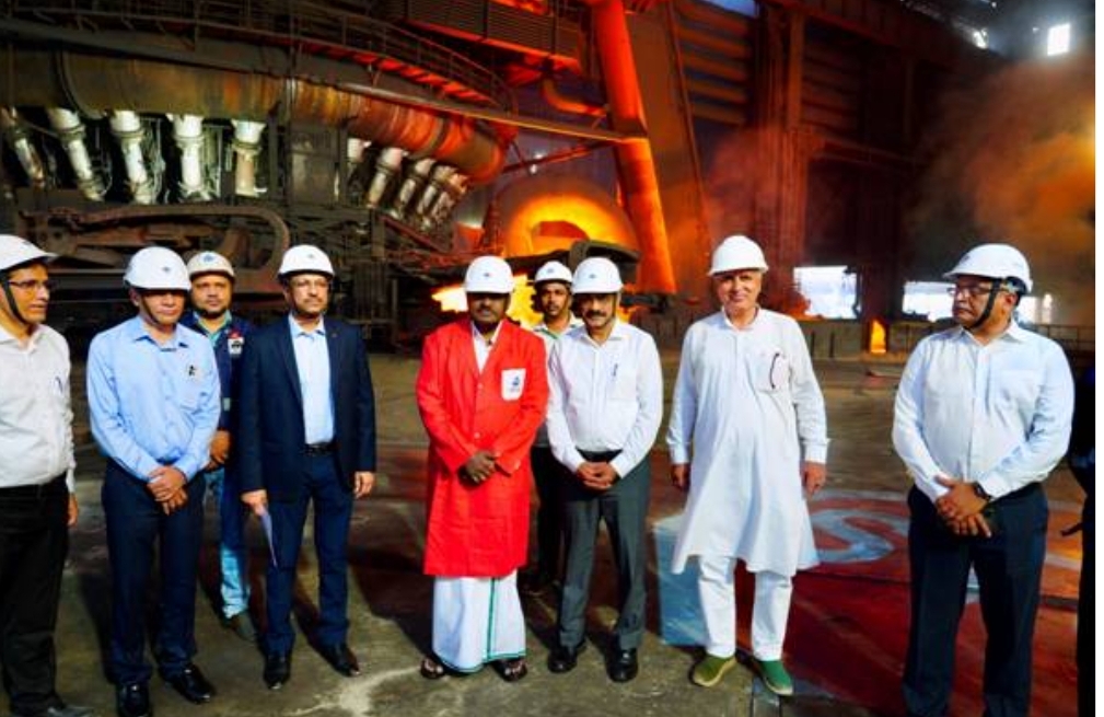 H.D. Kumaraswamy Inaugurates 84,000 m³ Water Reservoir at IISCO, Reviews Expansion Projects and Industrial Growth Roadmap.